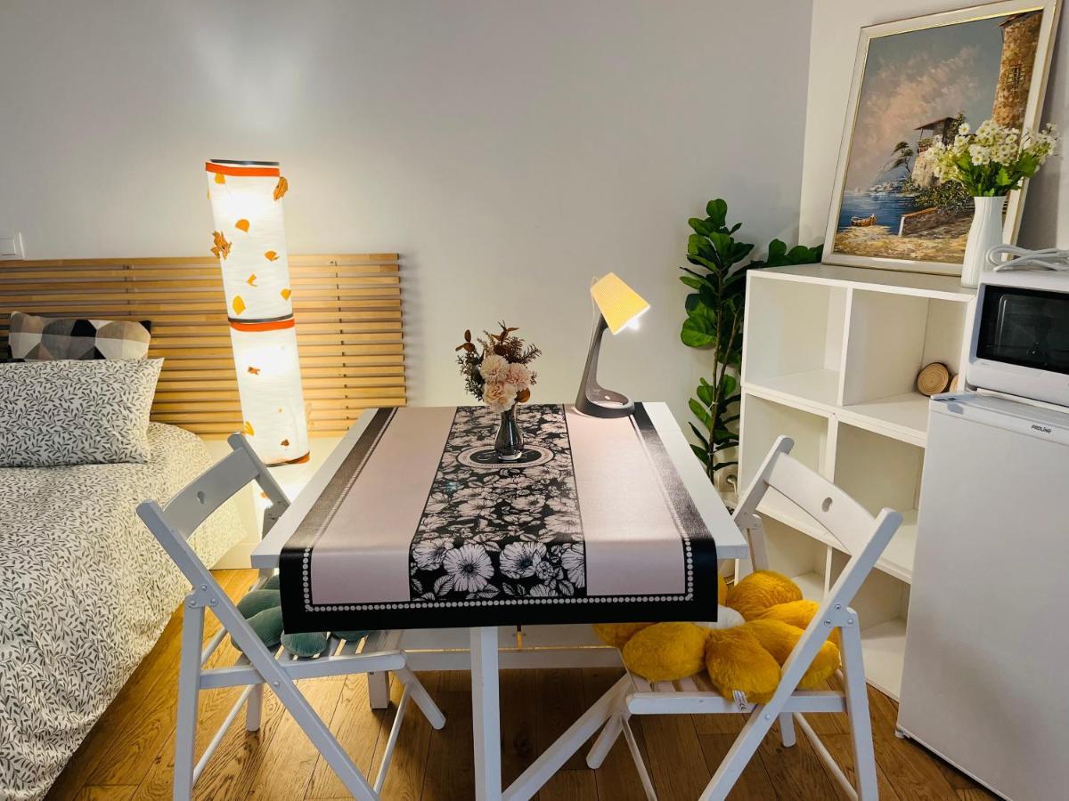 Dream Dwell Paris- The 6Th District Paris Historical Apartment Near Montparnasse Екстер'єр фото